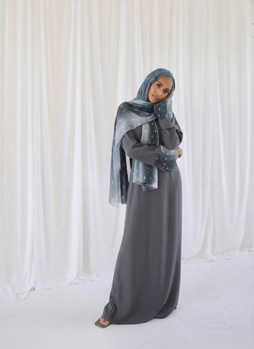 grey dress matching hijab Silver Mist Kaftan Dress + Matching Hijab, Size: Free Size, Colours: Greyish Silver, Price: AED 140 / 2999 , How to Purchase from @slayspot.ae ?, Take a screenshot or the code of the product you