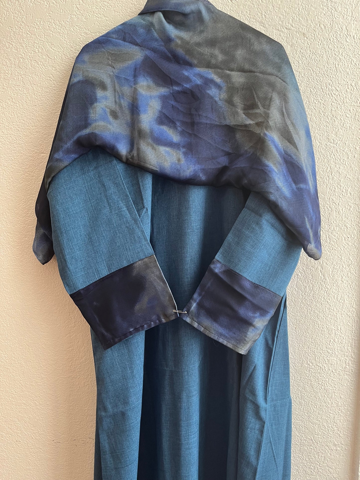 Intense sea-blue wave matching dress & hijab set