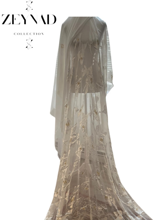 Fransawi all-white traditional Dirac