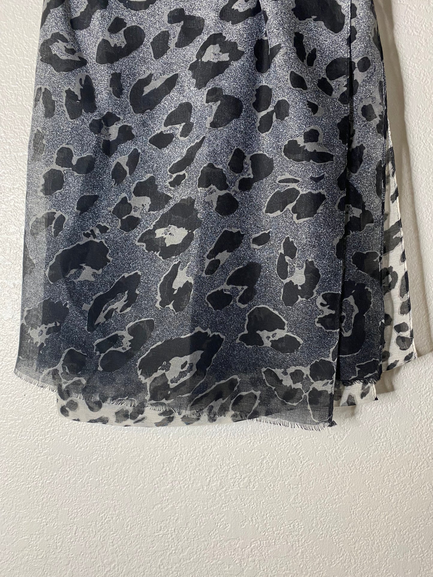 Faded White & Blue Cheetah print Hijab