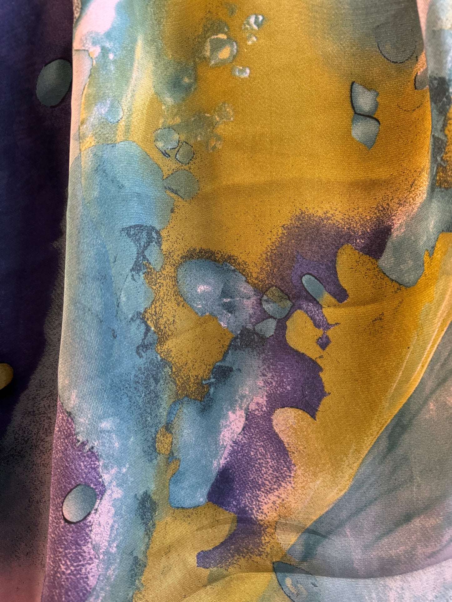 Bubble Gum Ocean Glow Chiffon Hijab