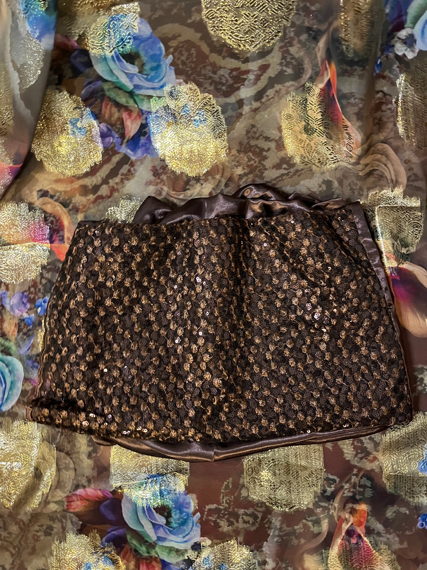 Brown & Beige chocolate Dirac set