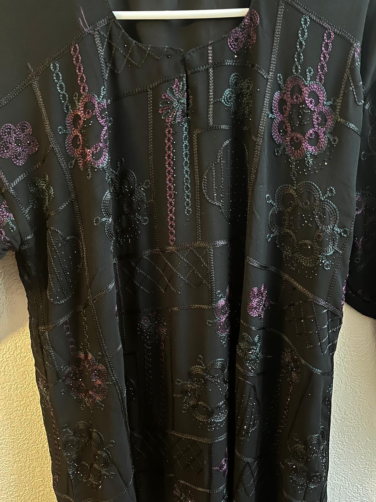 Premium Chiffon Black & Purple Closed Abaya