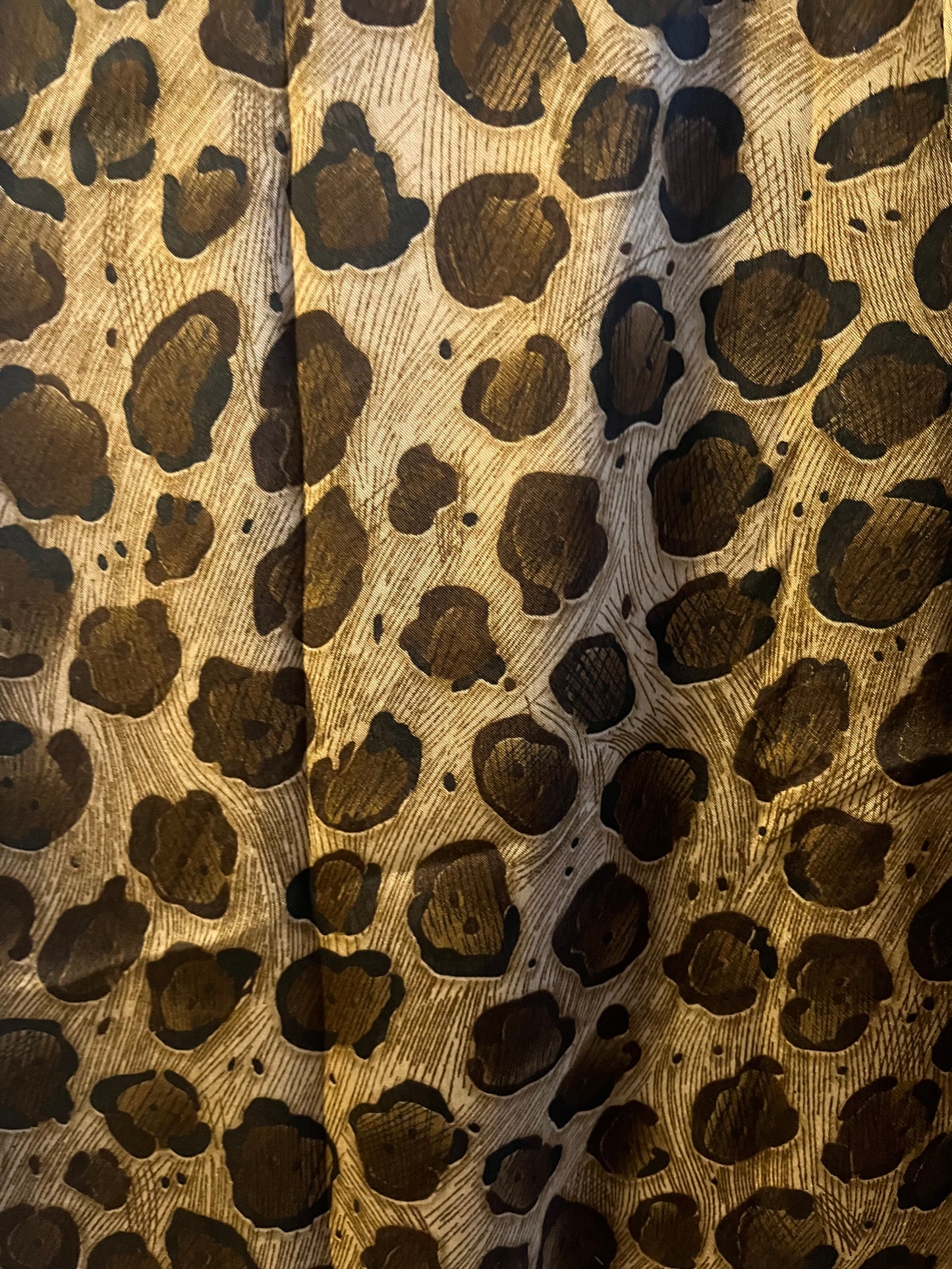 Limited Darker Golden Circle Cheetah Print Hijab