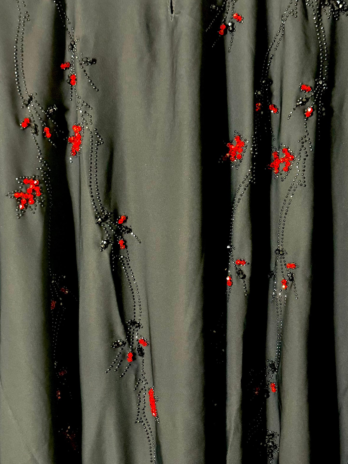 Black & Red Closed Abaya