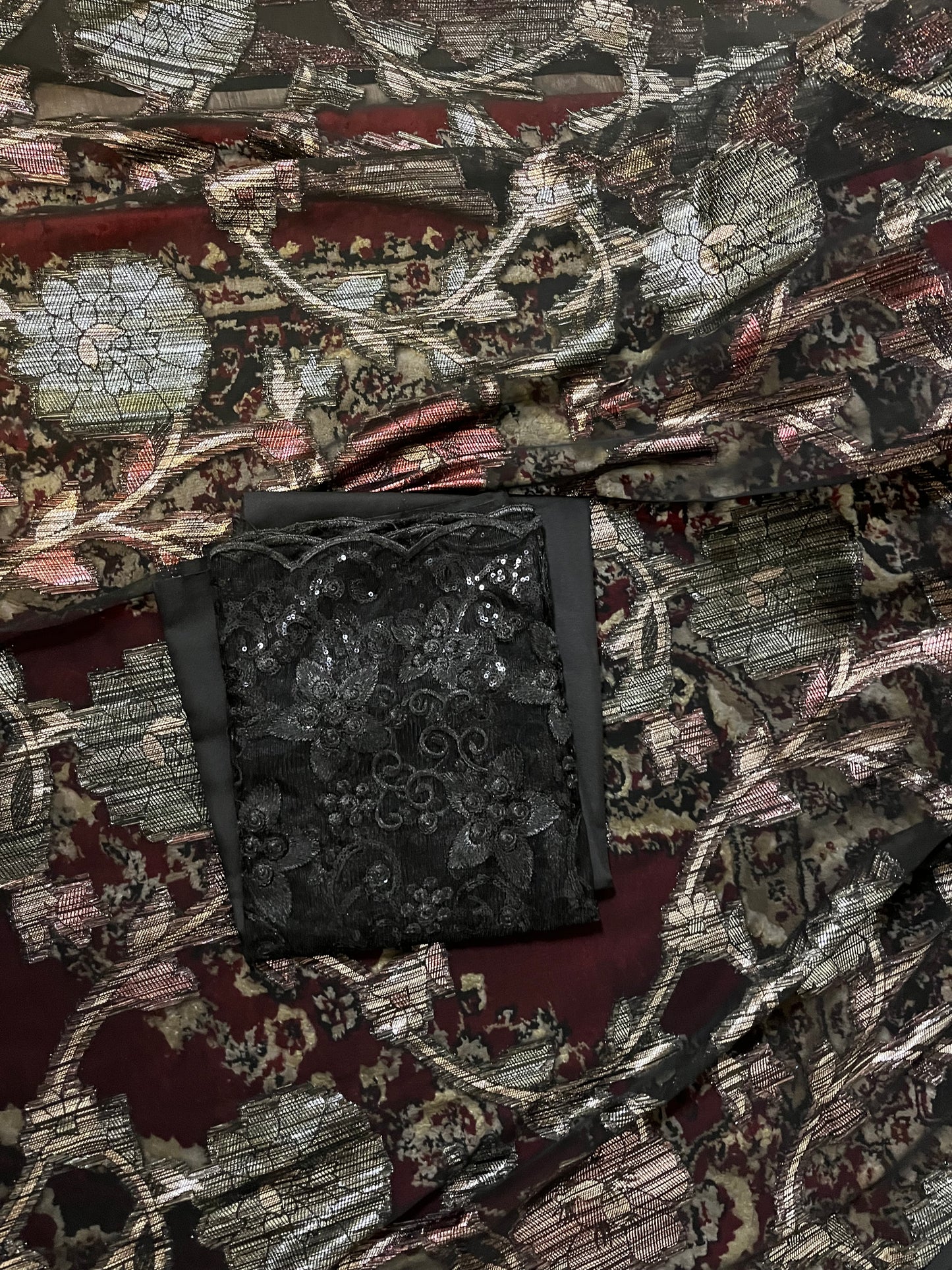 Black & silver white Dirac set