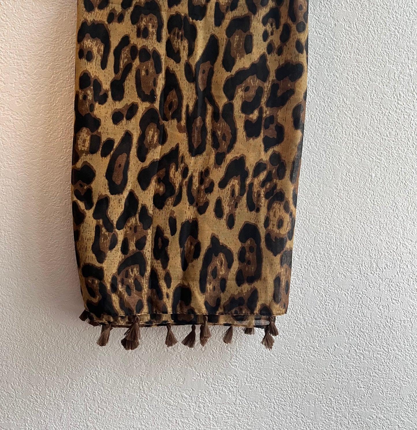 Caramel End String Cheetah Print Hijab