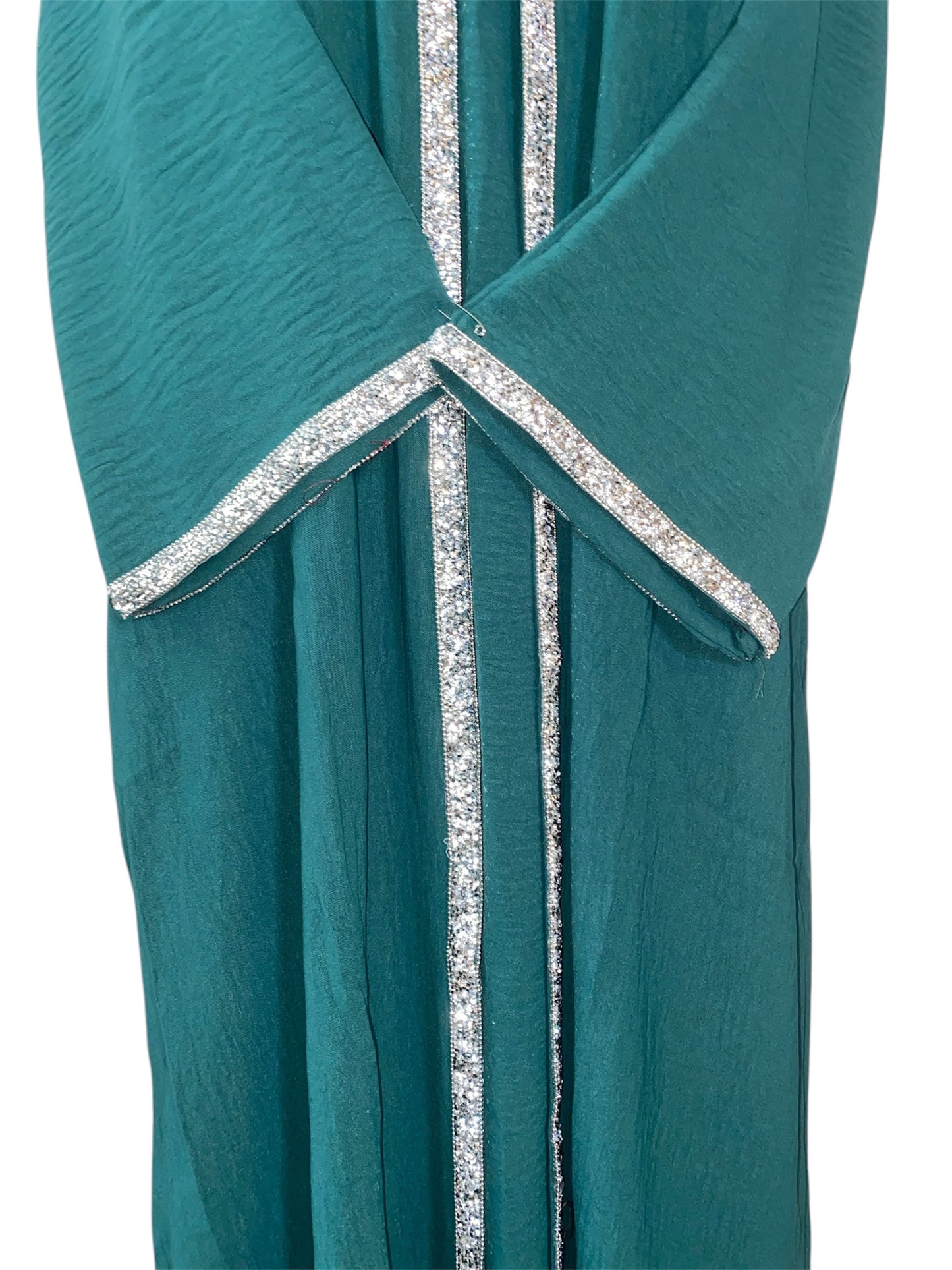 Emerald trim wave four piece Abaya