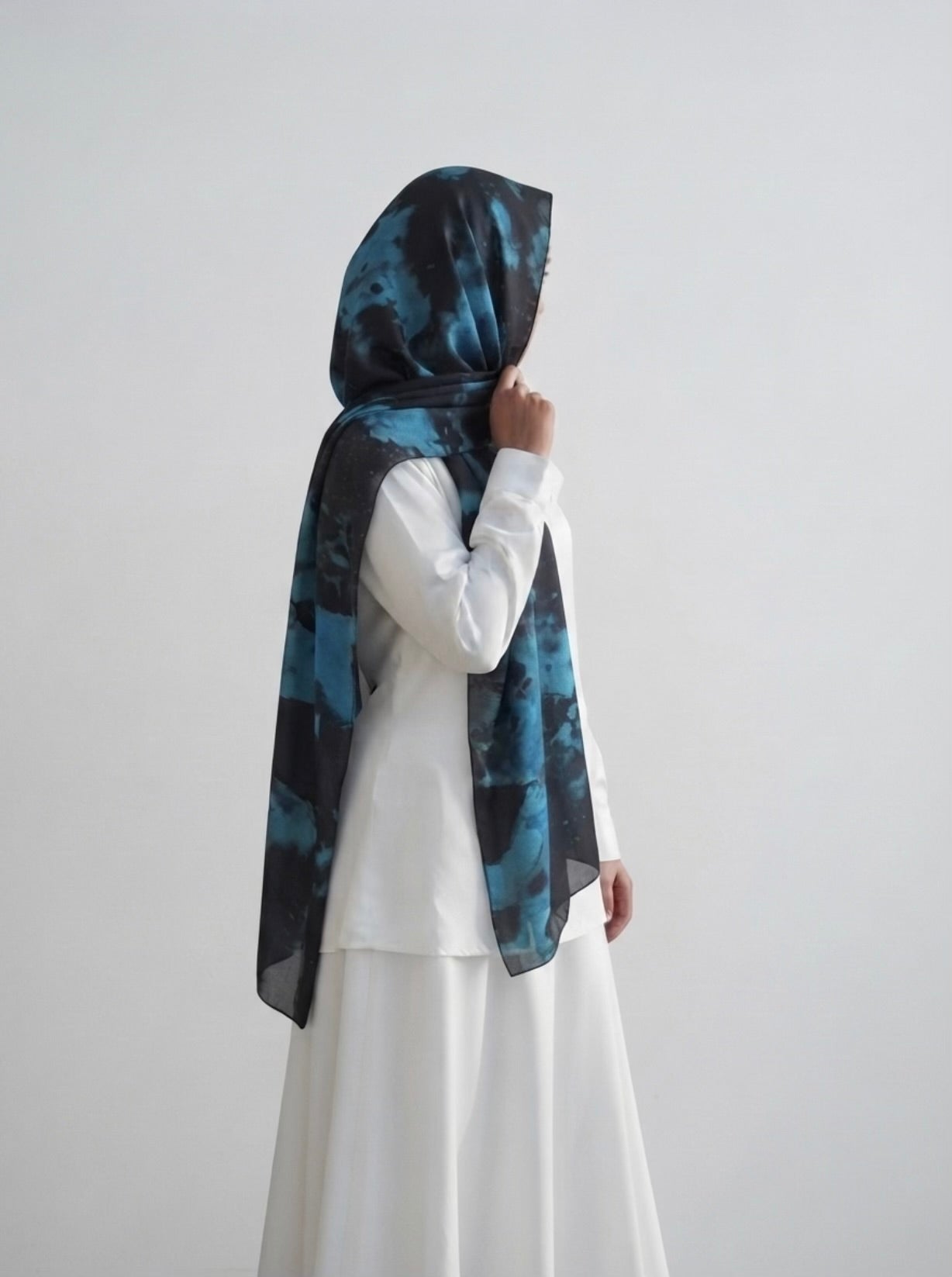 Indigo petal ZEYNAD modal