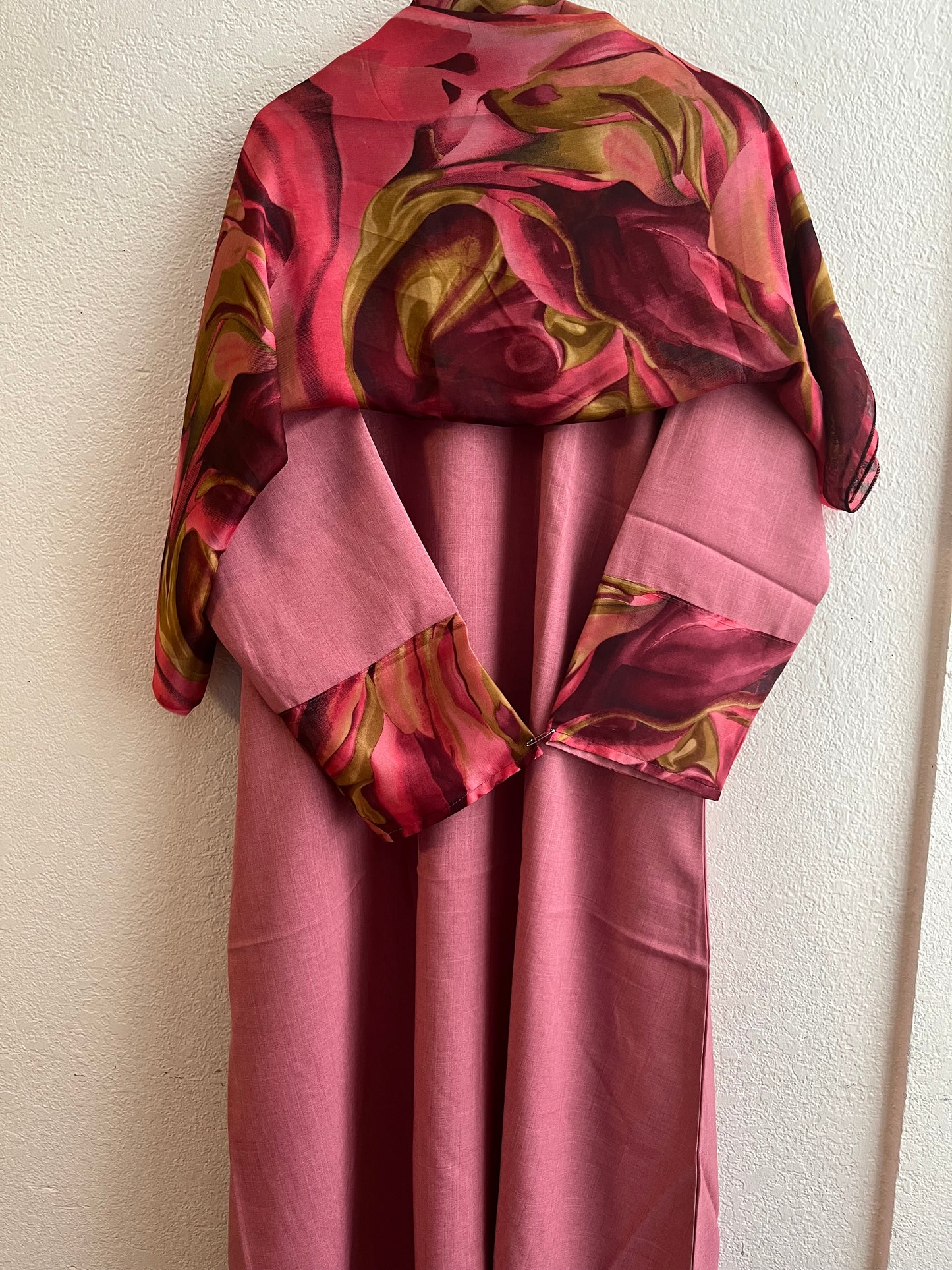 Intense bold-pink swirl matching dress & hijab set