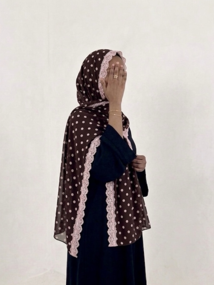 Tiramisu ZEYNAD polka dot lace hijab