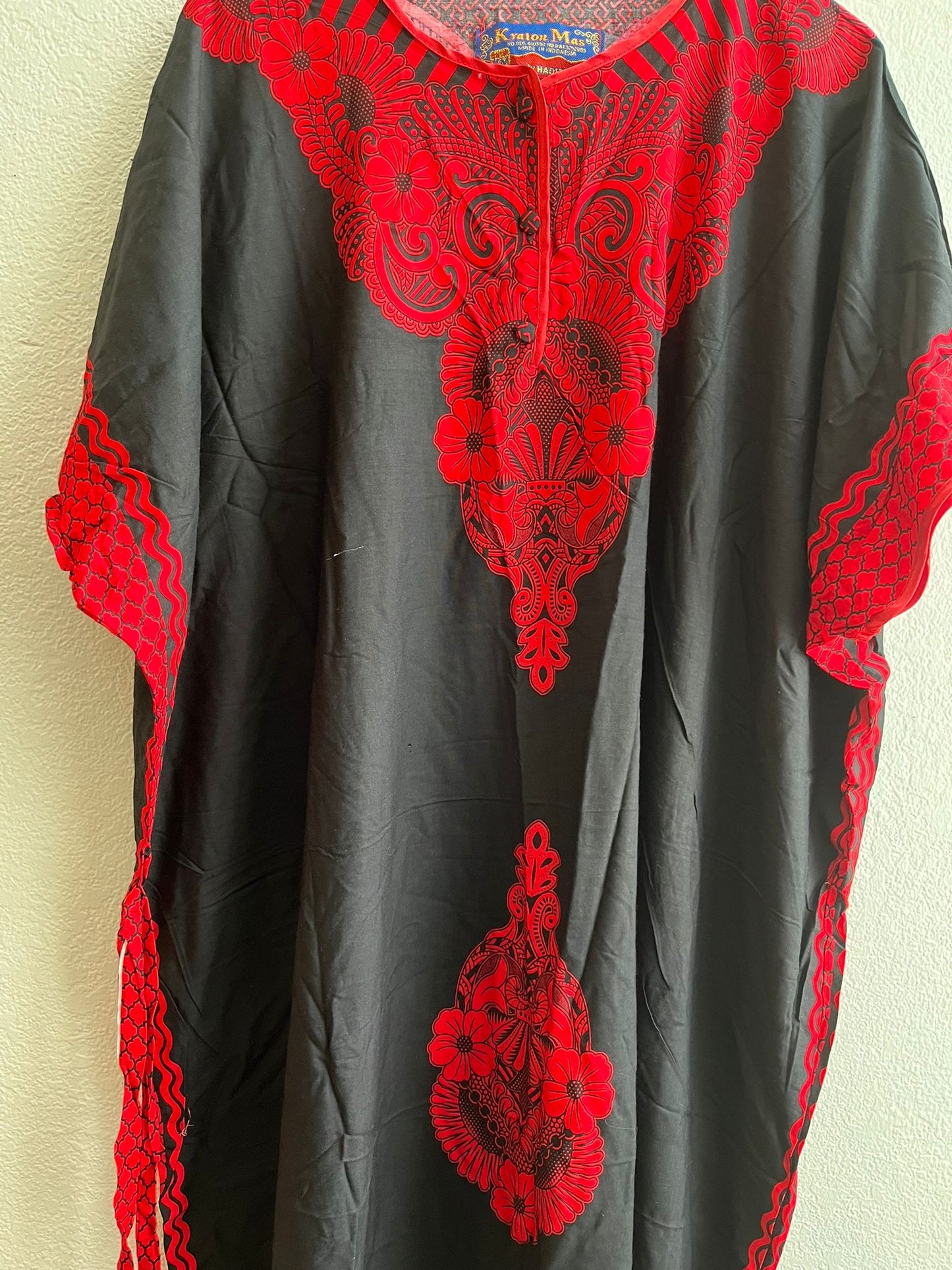 Patterned red & black dress