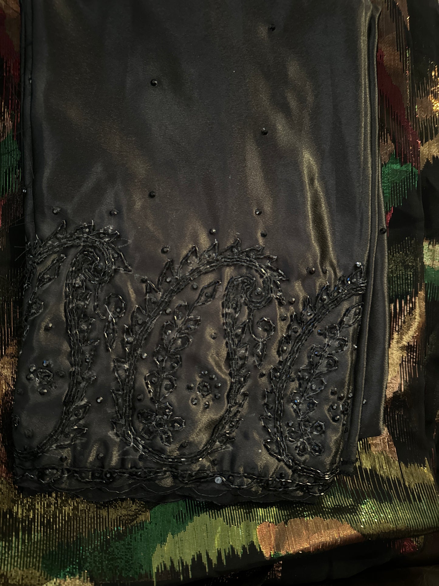 Fransawi sparkling black & traditional green Dirac