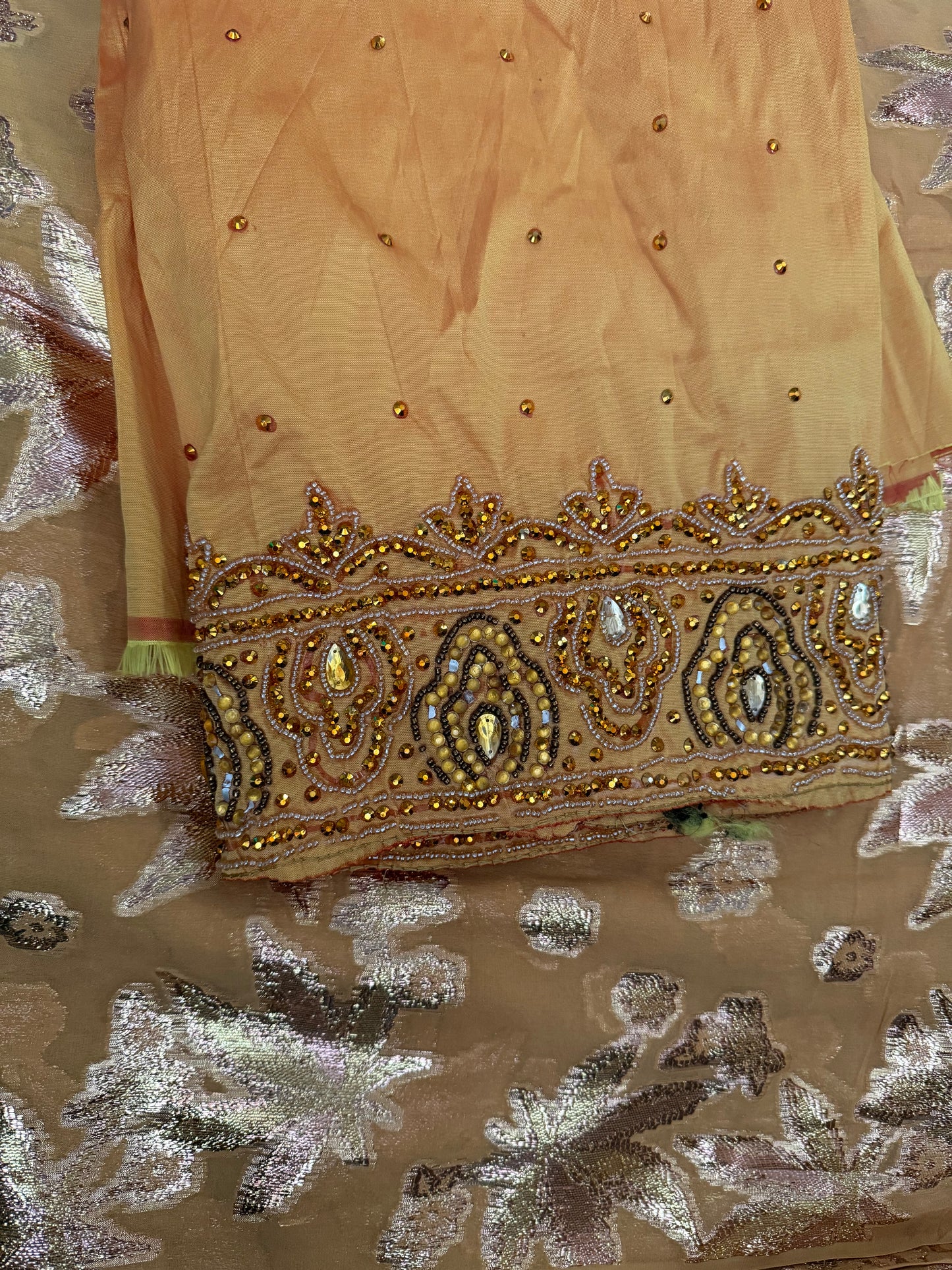 Fransawi pale pink & gold sparkling Dirac