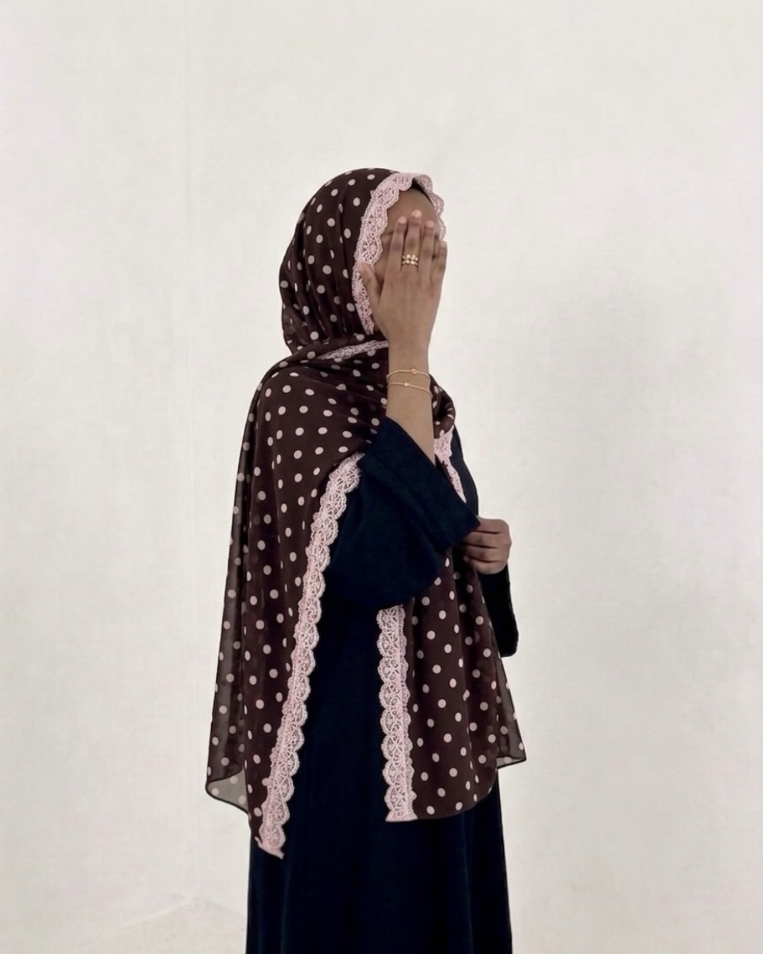 Tiramisu ZEYNAD polka dot lace hijab